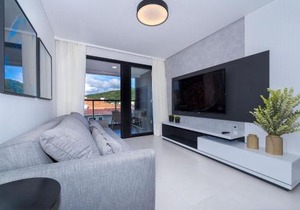 Adra 105 - Excelente apartamento no centro de Bombinhas - Rooftop com piscina e academia - À poucos metros da praia - (Consultar serviços de roupas de cama e banho)