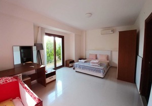 Aegean Pearl Suites 3+1 front of pool, beachfront