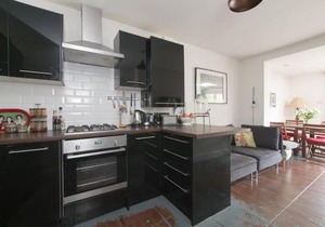 Airy 1 Bedroom Apartment in Dalston