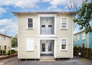 Airy & Light Filled Executive Rental Downtown