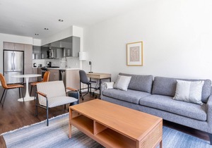 Airy Milpitas 1BR w/Gym, Pool, walk to BART + Great Mall, by Blueground