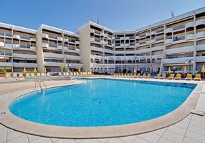 Albufeira Concept with Pool by Homing