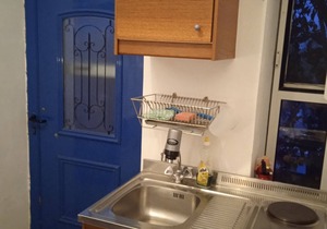 Alkistis Cozy By The Beach Apt in Ikaria Island, Therma Ground Floor