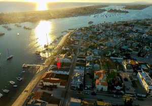 Alluring Balboa Island Bayfront Beach House