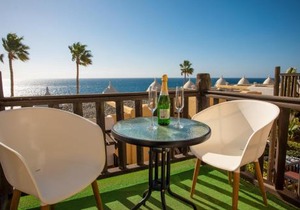 Altamar 52 with terrace & pool By CanariasGetaway