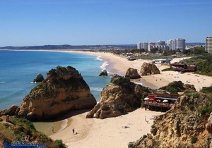 Alvor Beach Front Line Bay