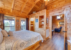 Always: Mountain View, Hot Tub