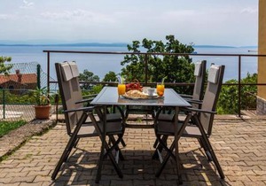 Amazing Apartment In Pobri With Wifi