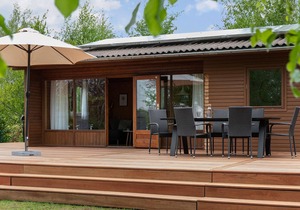 Amazing home in Dronningmølle with WiFi