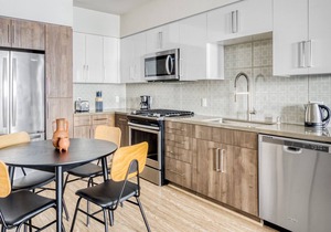 Amazing Milpitas 2BR w/ Gym, Lounge & Pool, walk to BART, by Blueground