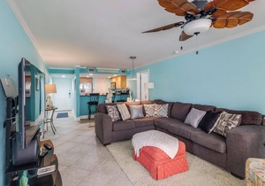 Amazingly Relaxing and Convenient Sleeps 6 With Pool!