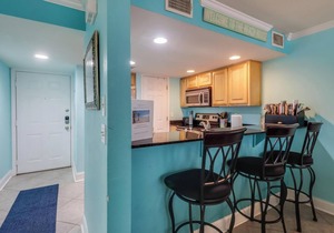 Amazingly Relaxing and Convenient Sleeps 6 With Pool!