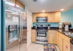 Amazingly Relaxing and Convenient Sleeps 6 With Pool!