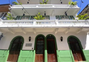 AmazINN Places Rooftop and Jacuzzi VII