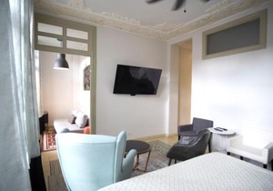 AmazINN Places Rooftop and Jacuzzi IV