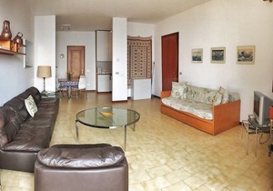 Amelia 1 with beautiful lake view in Brezzo di Bedero