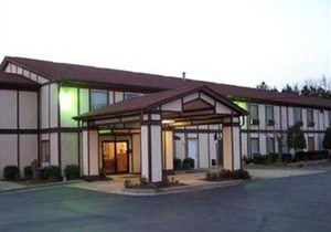 Americas Best Value Inn & Suites Albemarle