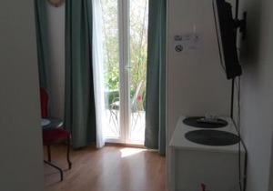 Ana Rooms