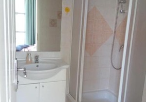 Ana Rooms