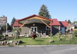 Angler Village #08 Studio w/QN bed & kitchenette