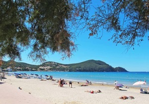 Apartment Le Lido in Saint Cyr sur mer Les Lecques - 4 persons, 1 bedrooms