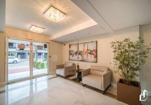 Apartamento com 02 dormitórios