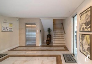 Apartamento com 02 dormitórios