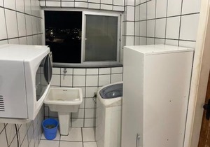 Apartamento Guarapari pé na areia com Wi-Fi e Garagem