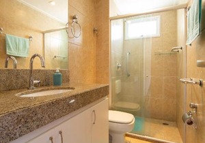 Apartamento no Porto Brasil - vila colonial