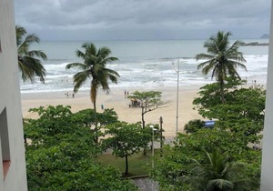 Apartamento pé na areia