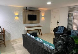 Apartamento Praia Enseada Guarujá Wilma - próximo da praia - com ar condicionado e vaga para carro