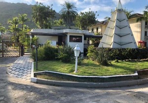 Apartamento Wembley Tenis - Toninhas - Ubatuba