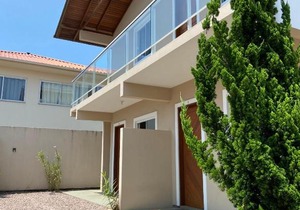 Apartamentos na praia do Campeche de um quarto!!!