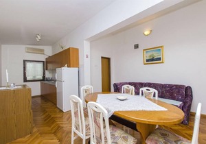 Apartment ∙ 2 bedrooms ∙ 5 guests