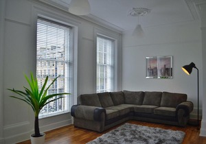 Apartment 2 Hamilton Square