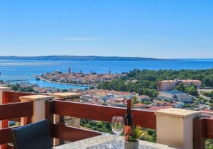 Apartment Andrija-1 by Interhome