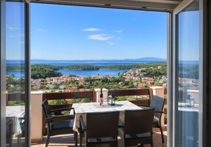 Apartment Andrija-2 by Interhome