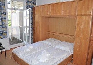 Apartment by the beach in a landmarked villa