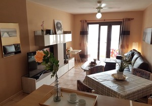 Apartment Castle Harbor only 700 meters to the sea, heated pool, wifi, balcony