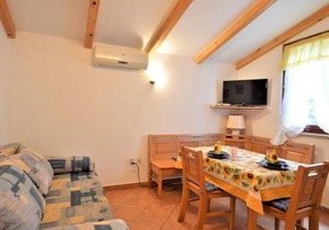 Apartment Denise-1 by Interhome