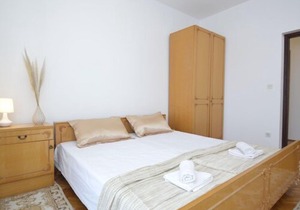 Apartment Dragica (PUL302) in Pula - 8 persons, 3 bedrooms