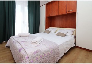 Apartment Elvi - amazing position & parking: A4 gornji(4+1) - Primosten, Riviera Sibenik, Croatia