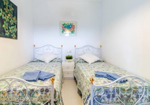 Apartment FLAMICELL in Empuriabrava - 4 persons, 2 bedrooms