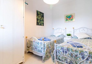 Apartment FLAMICELL in Empuriabrava - 4 persons, 2 bedrooms