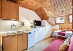 Apartment "Gabrielli Luise" with Mountain View, Wi-Fi, Terrace & Garden