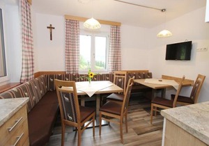 Apartment in Sankt Johann near Ski Area