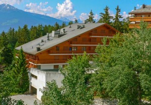 Apartment Les Faverges 8 by Interhome