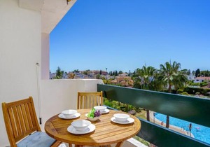 Apartment Lorcrisur by Interhome