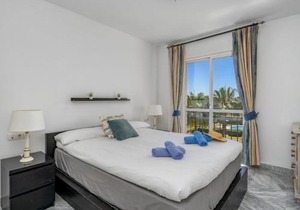 Apartment Lorcrisur by Interhome