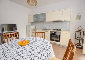 Apartment Luce - family friendly & parking: A3(4) - Pag, Island Pag, Croatia